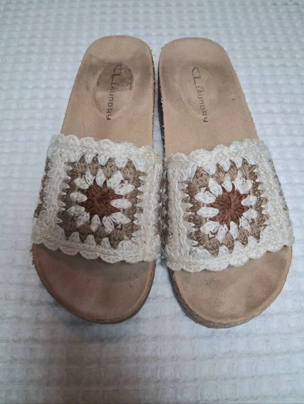 CL By Laundry Womens Crochet/Cork Wedge Slide Size 38/7.5-8 Cream Tan Rust